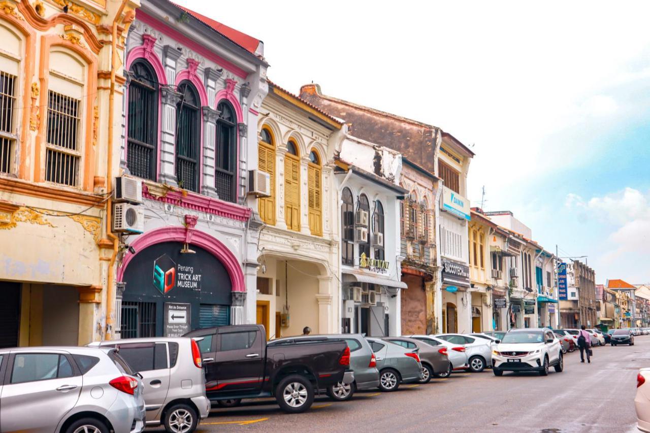 Bishop Hotel George Town Bagian luar foto