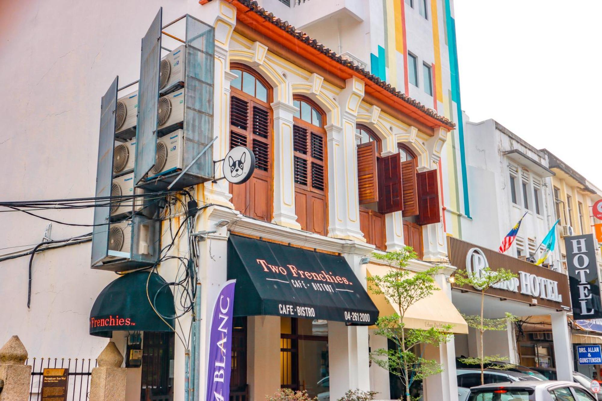 Bishop Hotel George Town Bagian luar foto